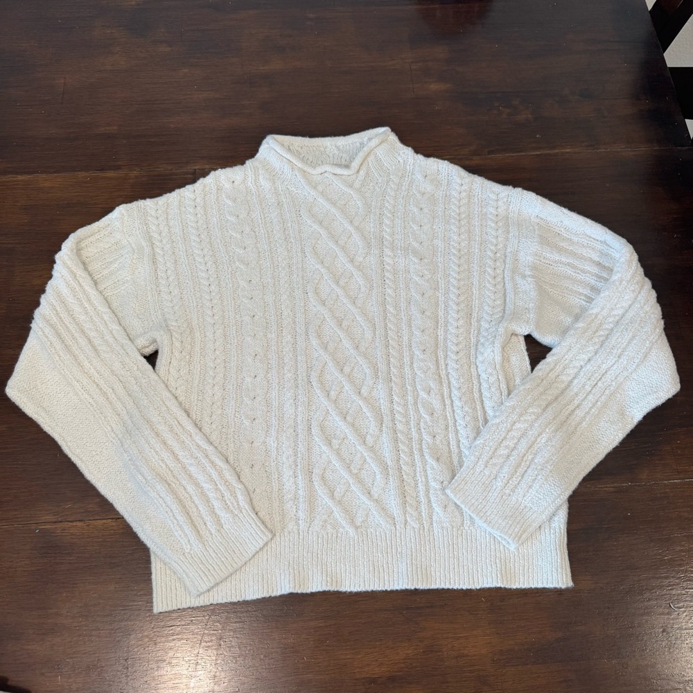 J Crew Sweater Top Womens Size Medium White Cotton Cable Knit Long Sleeve Preppy - Picture 1 of 9
